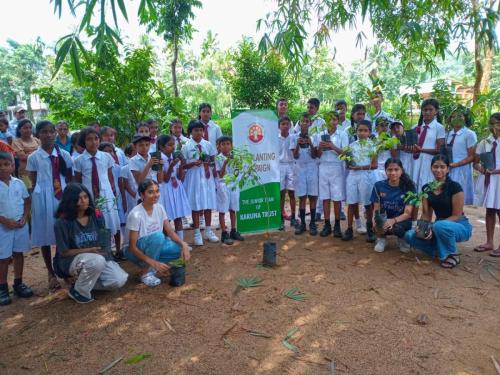 the-Karuna-Trust-Junior-team-planted-100-trees 4