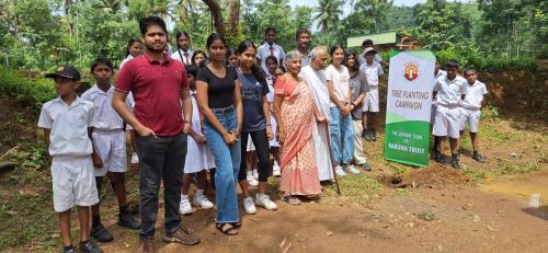 the-Karuna-Trust-Junior-team-planted-100-trees 7